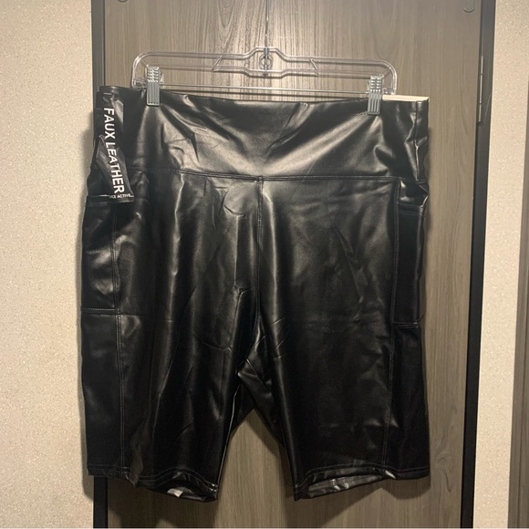 dyce active Pants - Dyce Active Black Faux Leather Biker Shorts NWT Size 3X